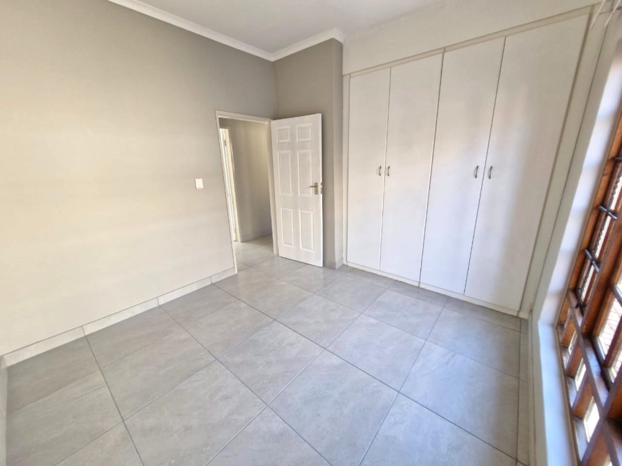 To Let 3 Bedroom Property for Rent in Meerhof North West